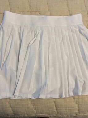 Athleta White Pleated Athletic Mini Skirt